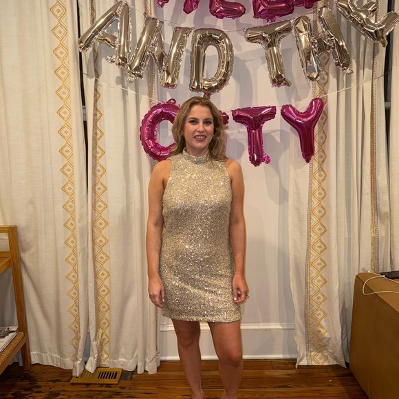 Silver Sequin Backless Dress - Picture 5 of 6